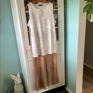 Bon Apple Tea sz 1X White and Tan Sleeveless Top and Pants Set nwt